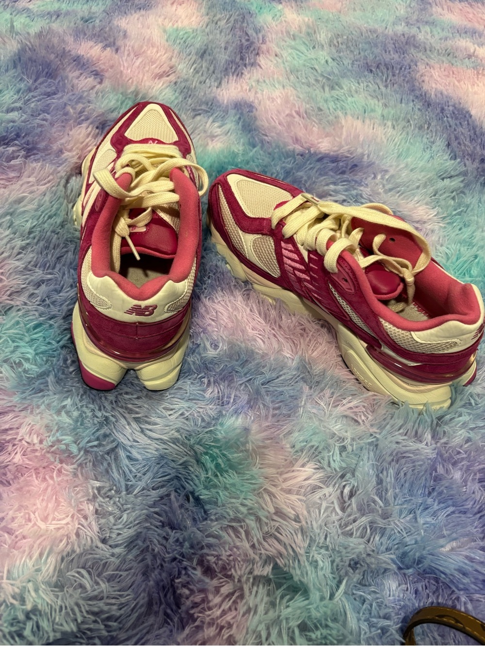 New Balance 9060 Hot Pink and White Running Sneakers - Picture 5 of 5
